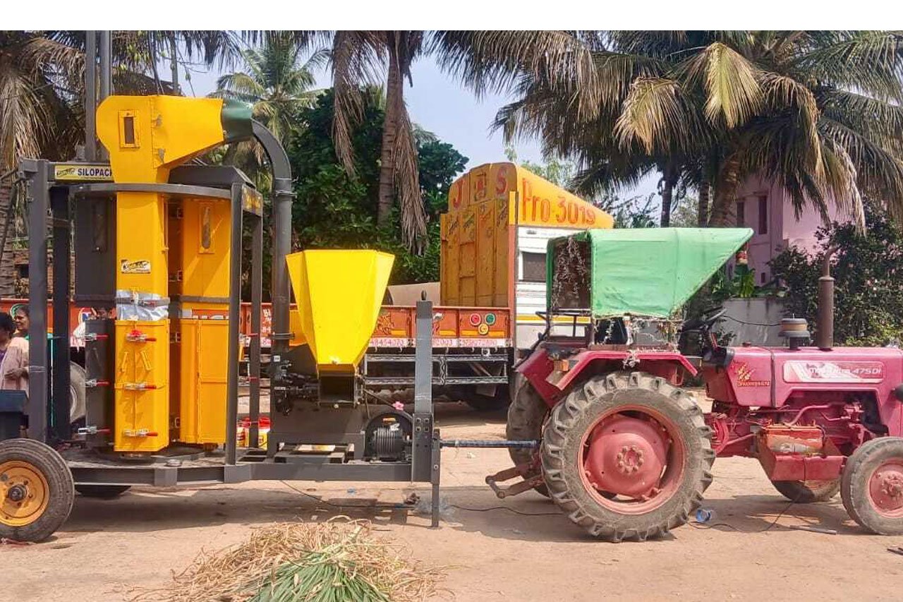 Silage Making Machine